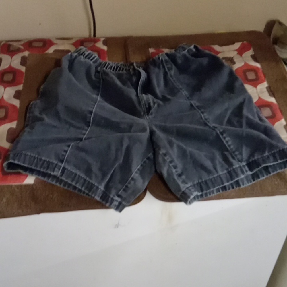 Worn stretch nike shorts vintage